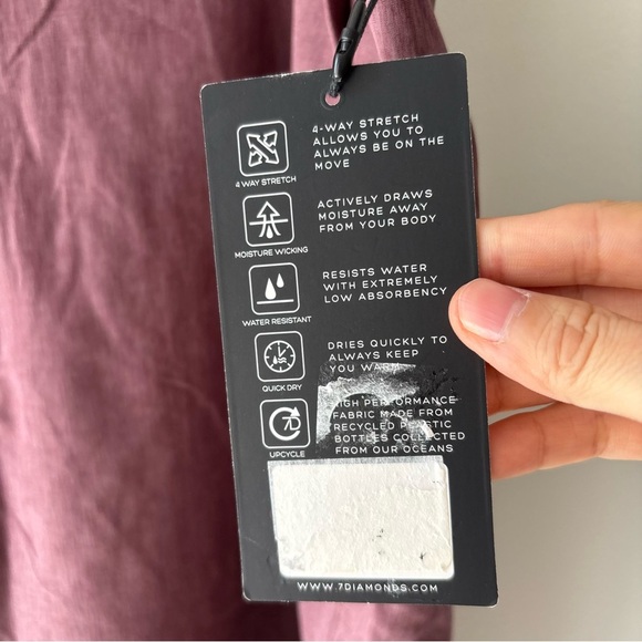 7 Diamonds Dynamic 7" Hybrid Performance Short Sz 38 Burgundy - Picture 5 of 8